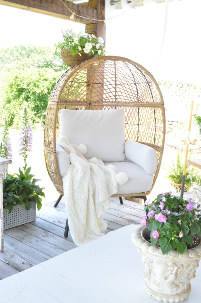 better homes and gardens egg chair